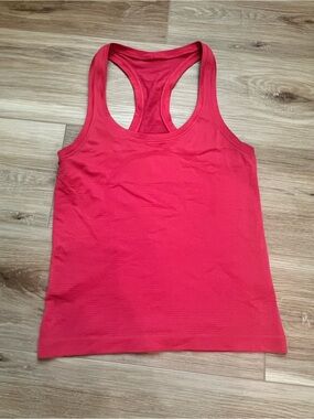 Lululemon Racerback Tank Top - Pink